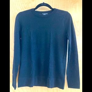 Club Monaco Women’s black crew neck cashmere sweater